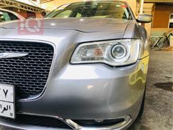 کرایسلەر 300
